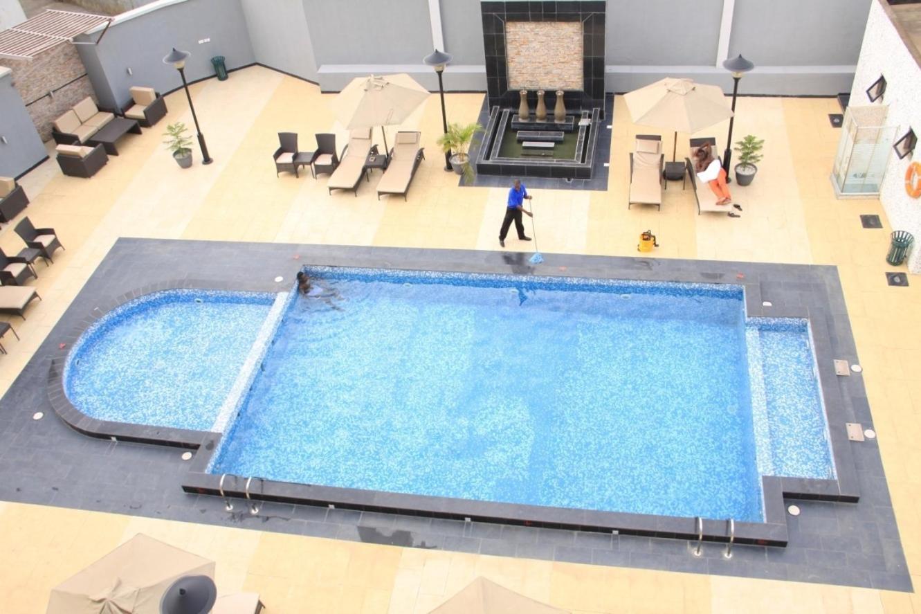 Owu Crown Hotel イバダン エクステリア 写真